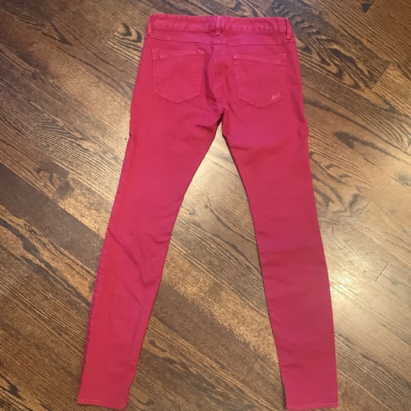 Express red skinny jeans.  Size 4. - Picture 3 of 8